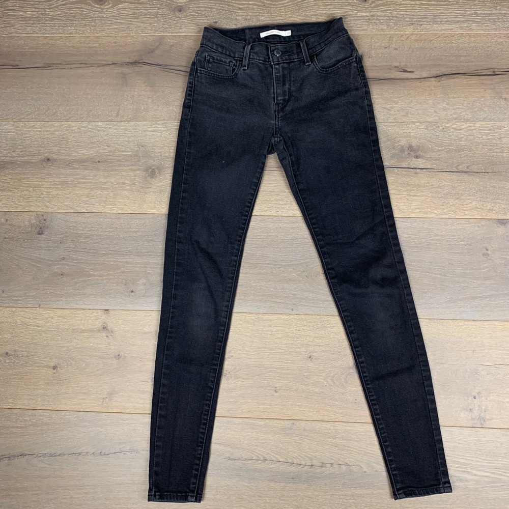 Levi’s 710 Super Skinny Jeans